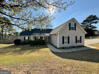 920 Roxeywood Drive, Winder, GA 30680