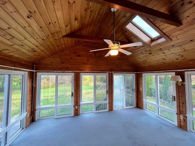 1076 Hill Street, Northbridge, MA 01588