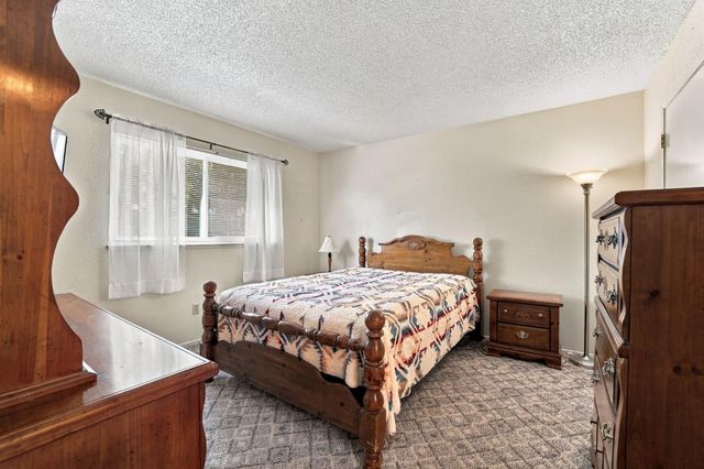 4932 Earlcort Cir, Sacramento, CA 95842