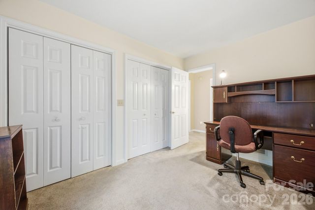 1870 Riverview Court, Hendersonville, NC 28739