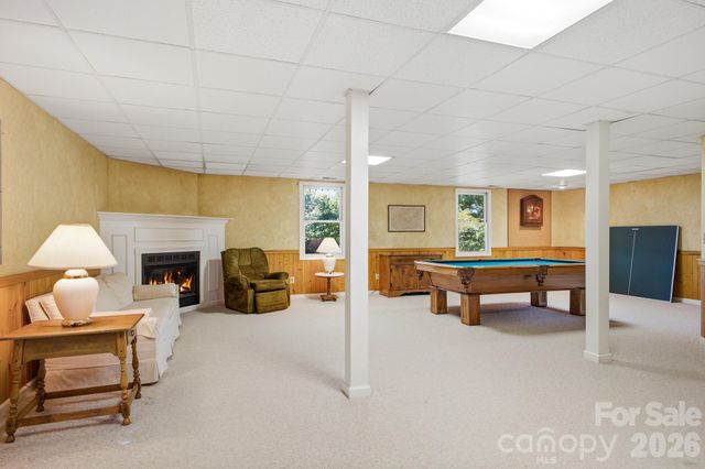 1870 Riverview Court, Hendersonville, NC 28739