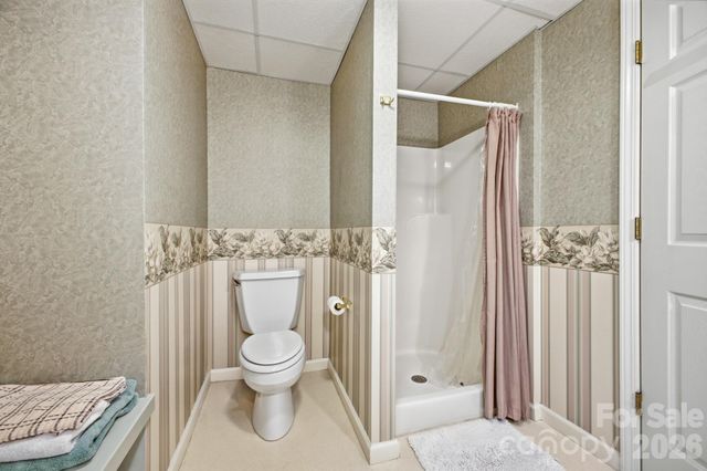 1870 Riverview Court, Hendersonville, NC 28739