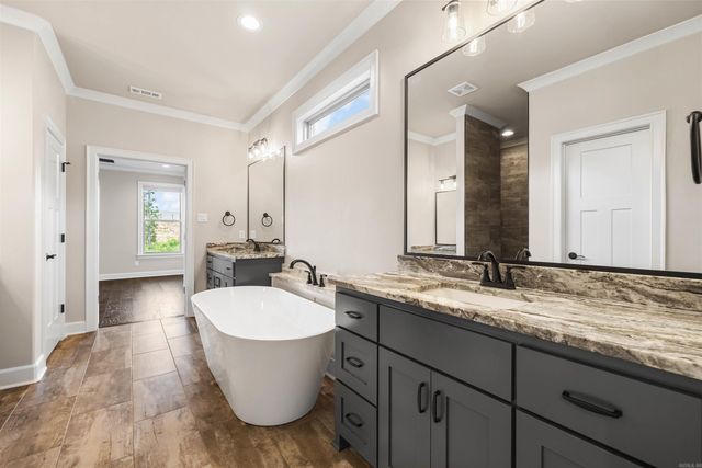 10063 Hidden Circle, Sherwood, AR 72120