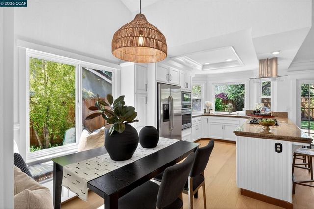 25 Cannes Ct, Danville, CA 94506