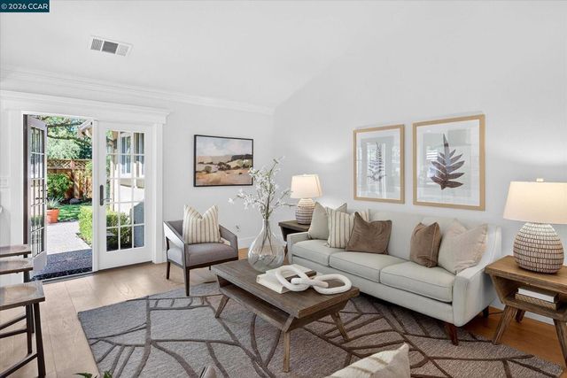 25 Cannes Ct, Danville, CA 94506