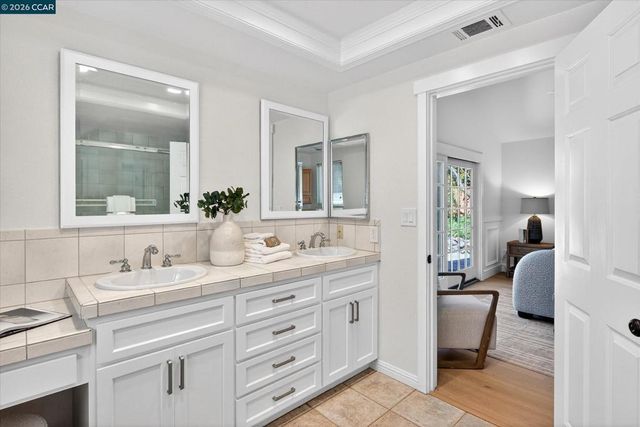 25 Cannes Ct, Danville, CA 94506