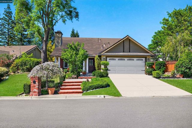 25 Cannes Ct, Danville, CA 94506