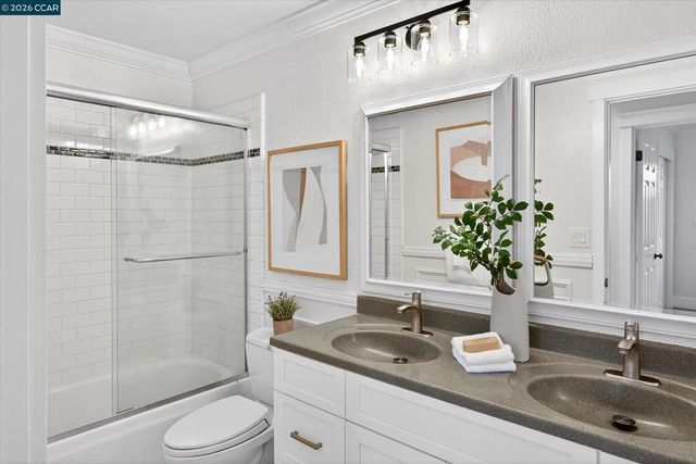 25 Cannes Ct, Danville, CA 94506