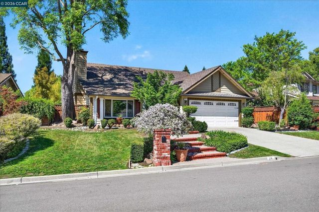25 Cannes Ct, Danville, CA 94506