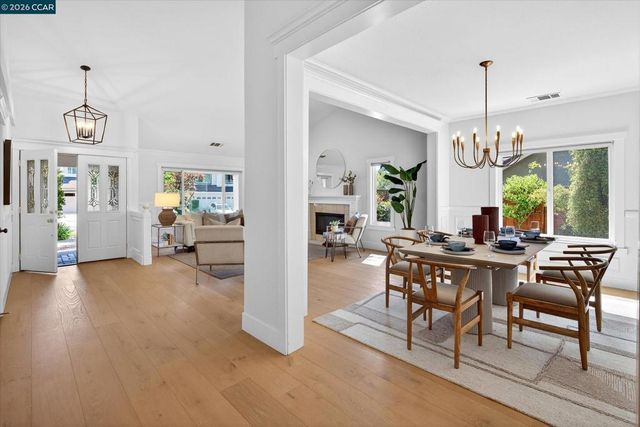 25 Cannes Ct, Danville, CA 94506