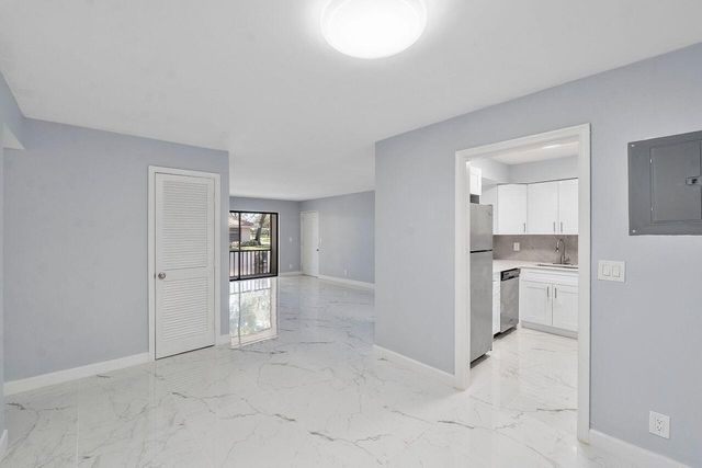 9960 Pineapple Tree Drive 107, Boynton Beach, FL 33436