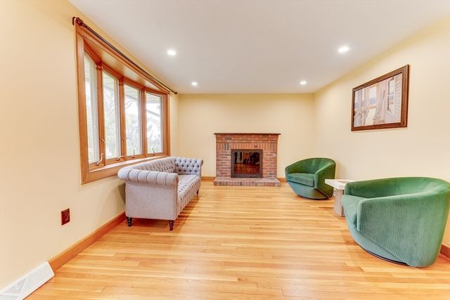 42 Maitland Ave, Randolph, MA 02368