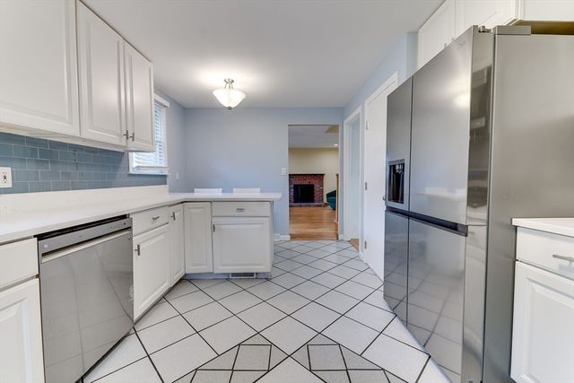 42 Maitland Ave, Randolph, MA 02368