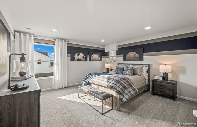 624 Gretchen Lane, Saline, MI 48176