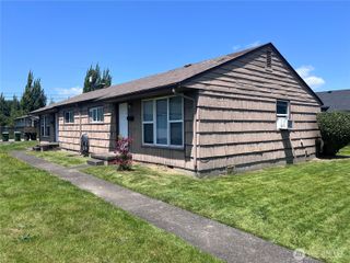 211 Cypress Street, Longview, WA 98632