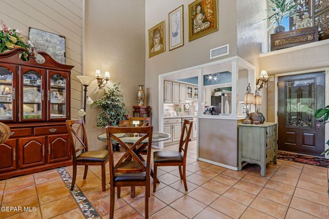 717 LAKESHORE Drive, El Paso, TX 79932