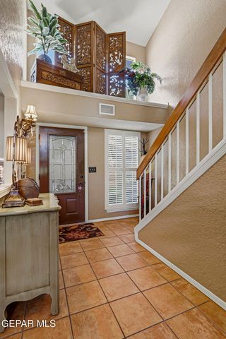 717 LAKESHORE Drive, El Paso, TX 79932