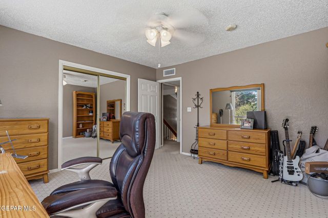 717 LAKESHORE Drive, El Paso, TX 79932