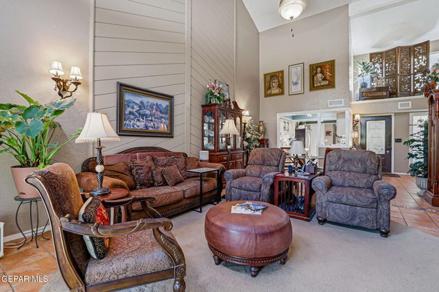 717 LAKESHORE Drive, El Paso, TX 79932
