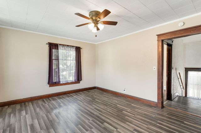 201 Maple Avenue, La Porte, IN 46350