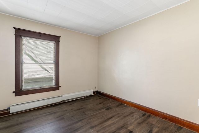 201 Maple Avenue, La Porte, IN 46350