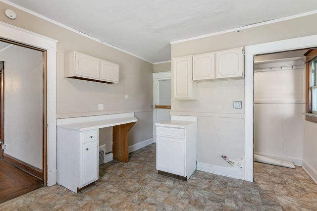 201 Maple Avenue, La Porte, IN 46350
