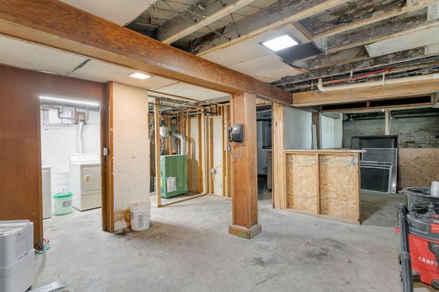 201 Maple Avenue, La Porte, IN 46350