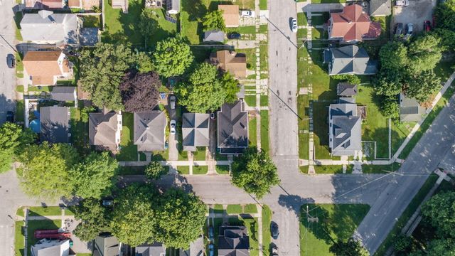201 Maple Avenue, La Porte, IN 46350