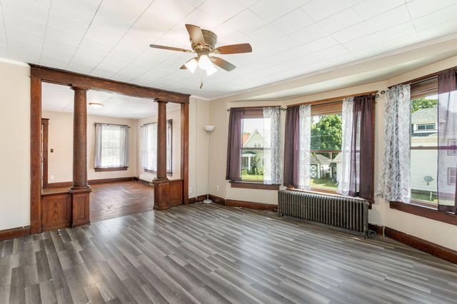 201 Maple Avenue, La Porte, IN 46350