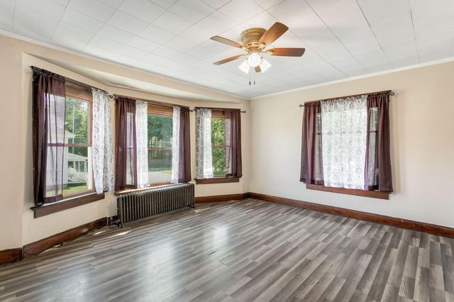 201 Maple Avenue, La Porte, IN 46350