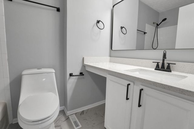 4583 Fern Trail Drive, Hilliard, OH 43026