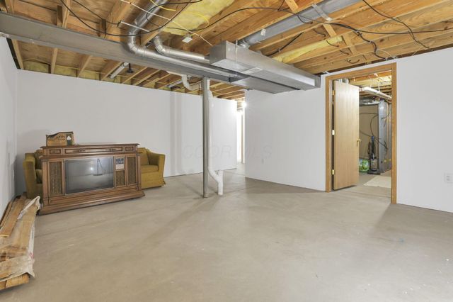 4583 Fern Trail Drive, Hilliard, OH 43026