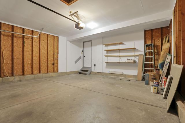 4583 Fern Trail Drive, Hilliard, OH 43026