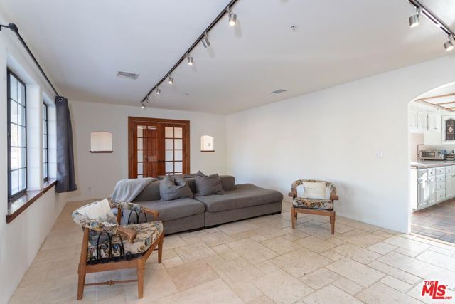 29243 Piani Road, Pearblossom, CA 93553