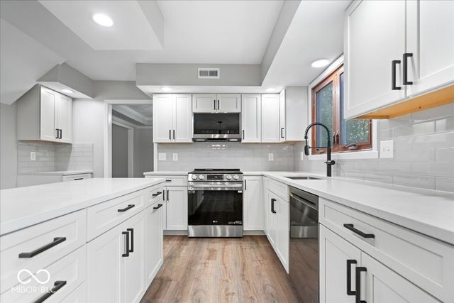 13749 Langley Court, Carmel, IN 46032