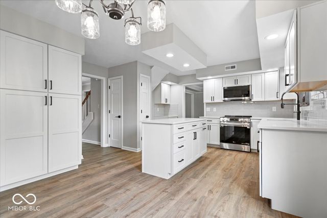 13749 Langley Court, Carmel, IN 46032
