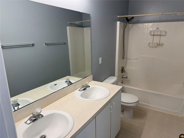 1219 KEMPTON CHASE PARKWAY, Orlando, FL 32837