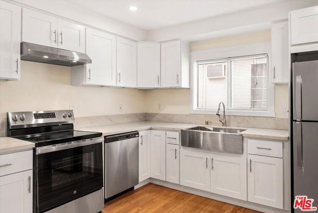 6190 Mesa Avenue, Los Angeles, CA 90042