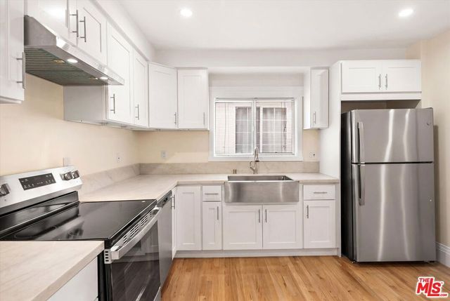 6190 Mesa Avenue, Los Angeles, CA 90042