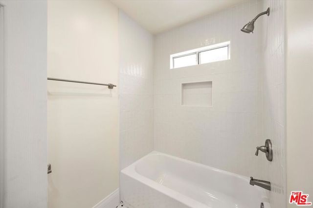 6190 Mesa Avenue, Los Angeles, CA 90042