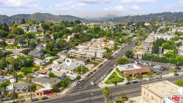 6190 Mesa Avenue, Los Angeles, CA 90042
