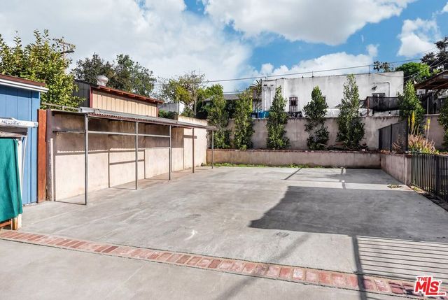 6190 Mesa Avenue, Los Angeles, CA 90042
