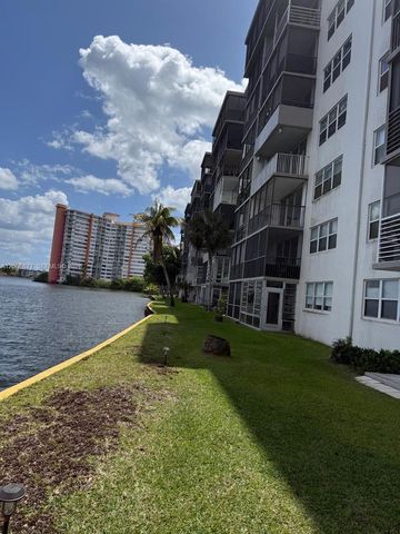 1175 NE Miami Gardens Dr 703, Miami, FL 33179