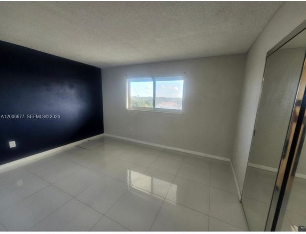 1175 NE Miami Gardens Dr 703, Miami, FL 33179