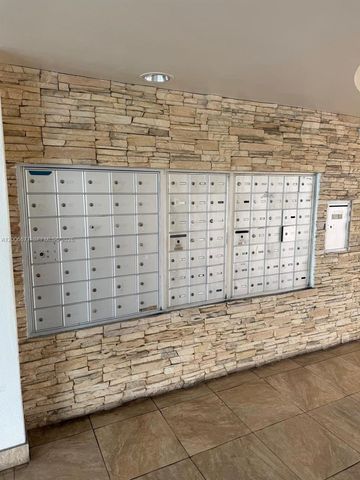 1175 NE Miami Gardens Dr 703, Miami, FL 33179