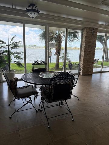 1175 NE Miami Gardens Dr 703, Miami, FL 33179