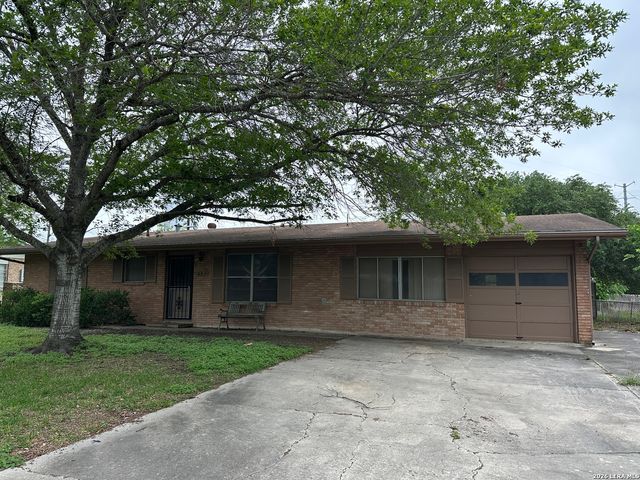 242 ZEPHYR DR, Windcrest, TX 78239