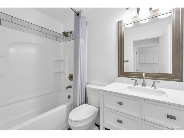 14352 E Arizona Ave, Aurora, CO 80012