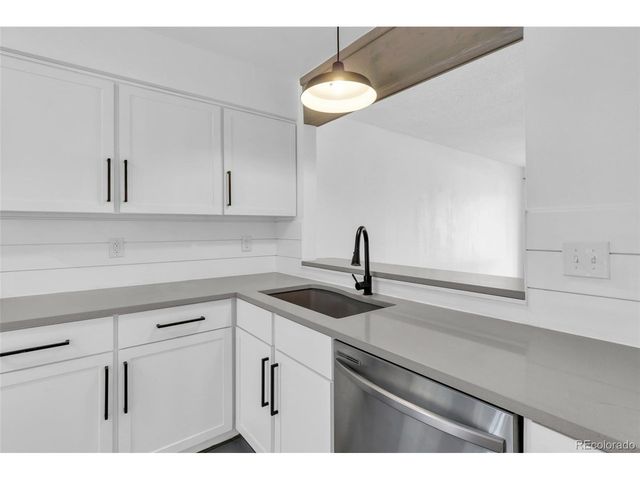 14352 E Arizona Ave, Aurora, CO 80012