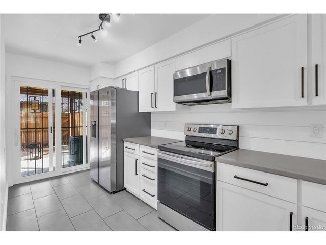 14352 E Arizona Ave, Aurora, CO 80012